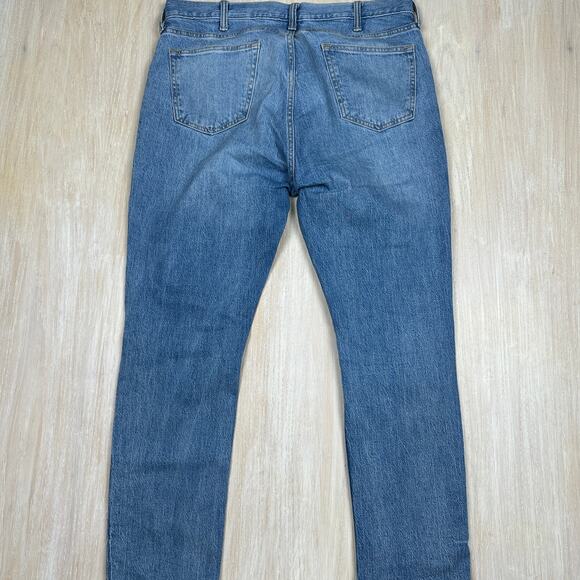 Old Navy Skinny Built In Flex Distressed Patch Medium Denim Jeans Men's 38X32 - Picture 7 of 14